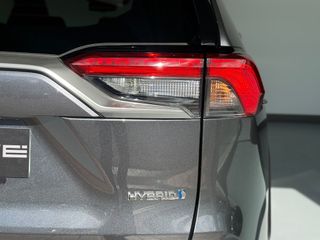 Toyota Rav4 2.5l 220H Luxury