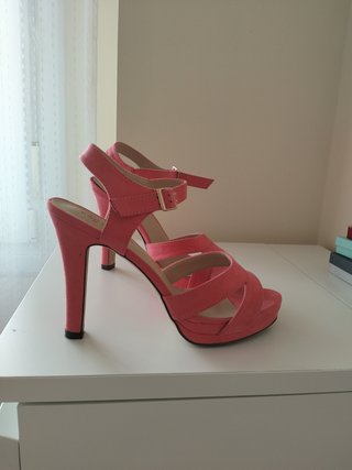 Zapatos de fiesta MENBUR color rosa