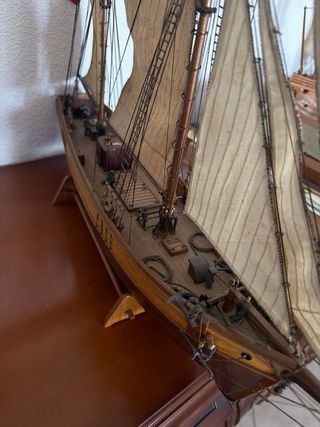 Maqueta barco vela madera