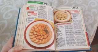 Tre volumi di gastronomia "Guida cucina".