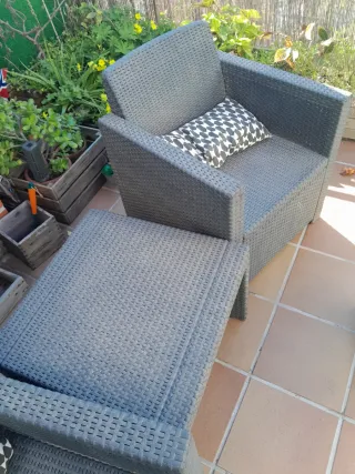 Conjunto terraza sillones y mesa ratán