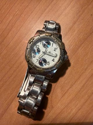 Reloj Lotus Juvenil color Plata y Blanco, con azul