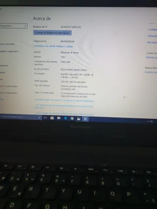 Lenovo B40-30 Portátil con Cargador