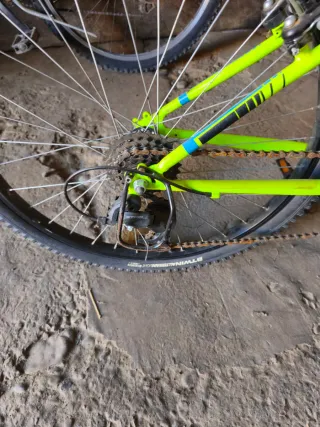 Bicicleta infantil Rockrider verde