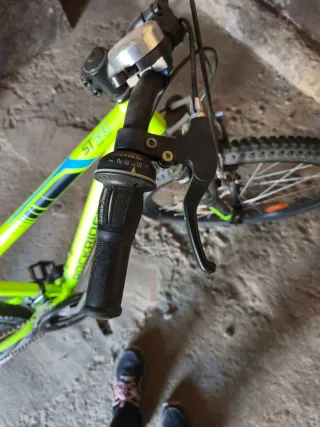 Bicicleta infantil Rockrider verde