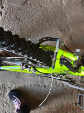 Bicicleta infantil Rockrider verde