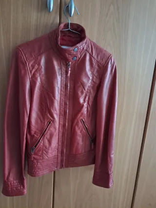 Cazadora Piel Roja Mujer