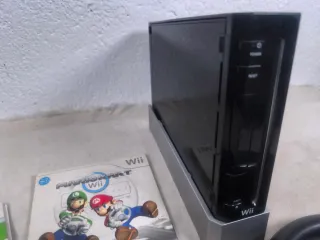 Consola Nintendo Wii Negra + Accesorios