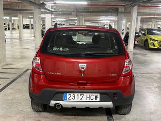 Dacia Sandero 2011