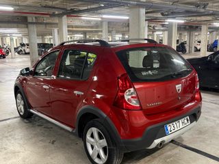 Dacia Sandero 2011