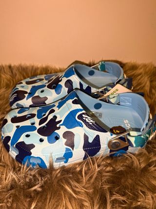 Crocs x Bape Talla 41-42 Camuflaje Azul