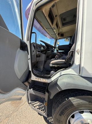 Renault 420cv 6x2