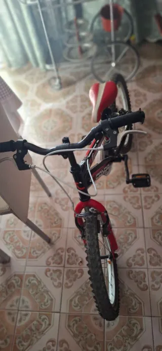 Bicicleta infantil Rocket 18