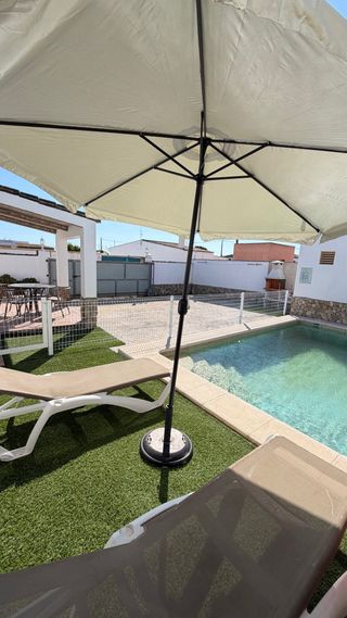 Casa con PISCINA privada en Conil (5 personas)