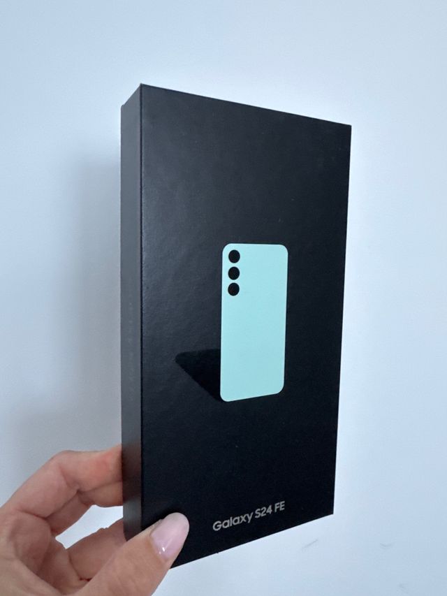 Caja Samsung Galaxy S24 FE Menta