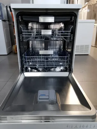 Lavavajillas Beko 3 bandejas