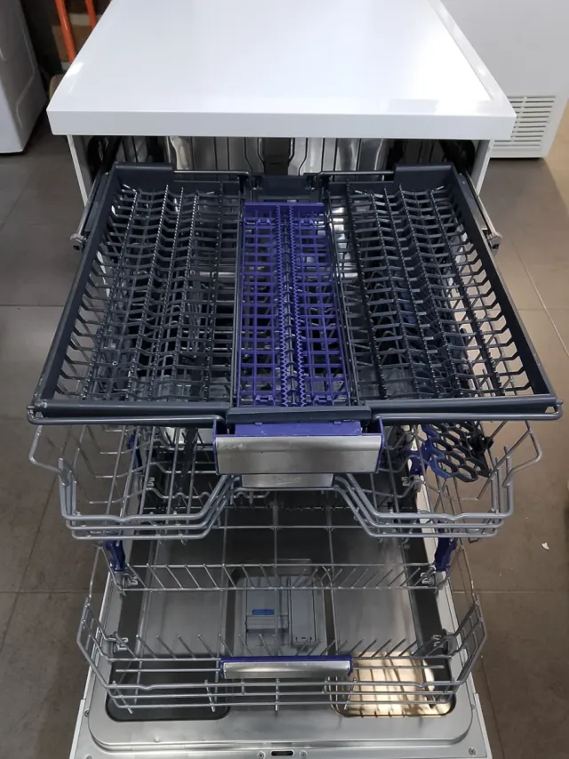 Lavavajillas Beko 3 bandejas