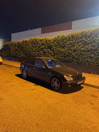 Mercedes-Benz Clase C w203