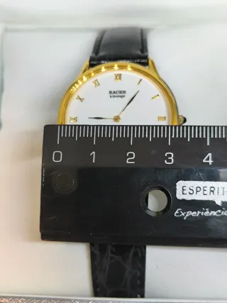 Reloj Racer Vintage Dorado y Negro