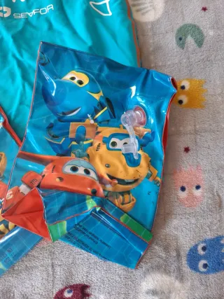 Lote camiseta agua T4 + manguitos NIÑ@