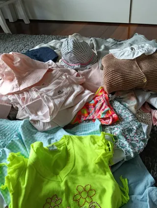 Lote Ropa Niña 1-3 Años y regalo bastante ropita