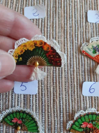 Mini ventagli decorativi per case delle bambole