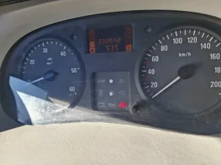 Opel Vivaro 2005