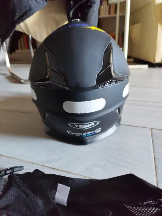 Casco integral moto y traje protector