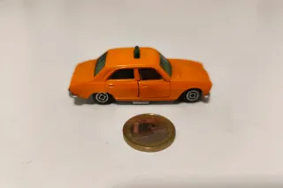 Peugeot 504 Taxi Guisval 1:64