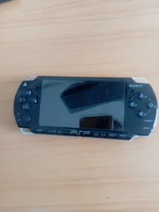Sony PSP Nero con caricatore e batteria
