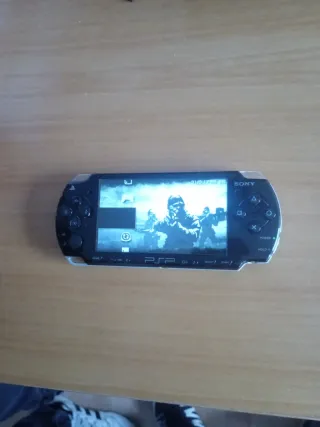 Sony PSP Nero con caricatore e batteria