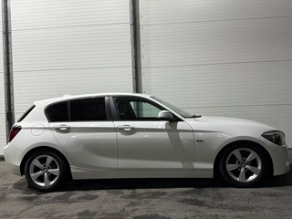 BMW Serie 1 114i Sport Line - Paquete M