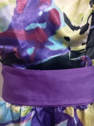Vestido mujer estampado morado y amarillo