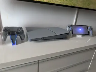 PS5 + Portal 30 Aniversario Edición Limitada