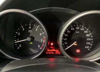 Mazda 5 2.0 gasolina 7 plzs pegatina c verde