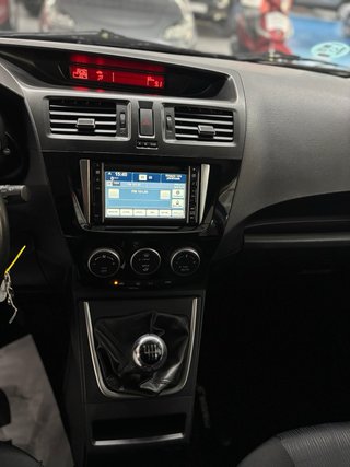 MAZDA 5 STYLE 7 PLZ 2012 137.000km Etiqueta C