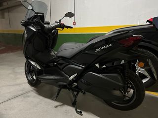 Yamaha Xmax 300 Tech Max Negra