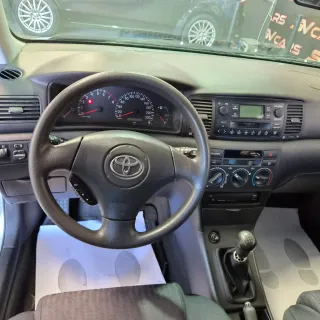 Toyota Corolla 1.4 97Cv. Con sólo 108.800 kms.