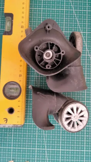 Ruedas de repuesto para maleta