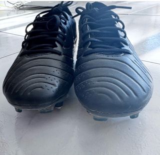 Botas de fútbol Nike Tiempo Negras