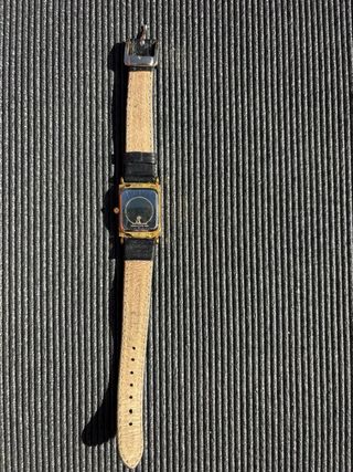 Reloj Benrus Oro Negro con Cristales