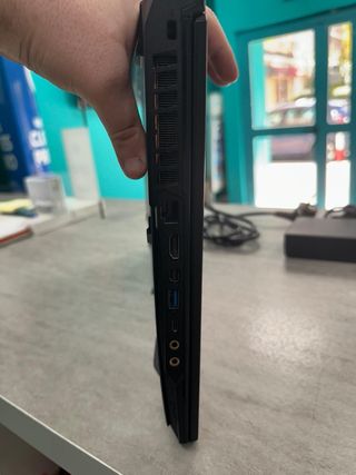 Portátil Gaming MSI GL75 Leopard