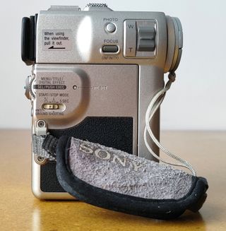 Videocámara digital Sony DCR-PC1E