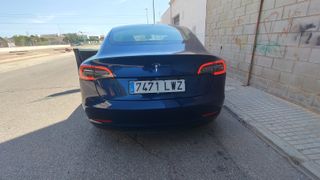Tesla Model 3 2022 RWD