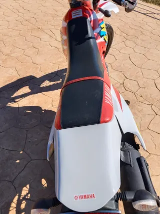 Yamaha TT600E Enduro Roja y Blanca