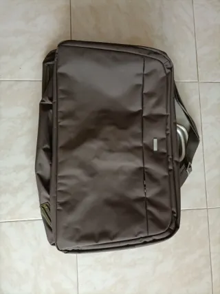 Bolsa de viaje marrón