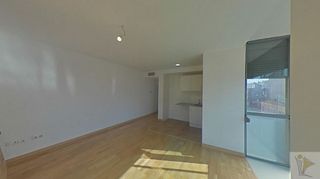 Piso en venta en Numancia en Madrid