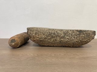 Antiguo Metate con Rasero