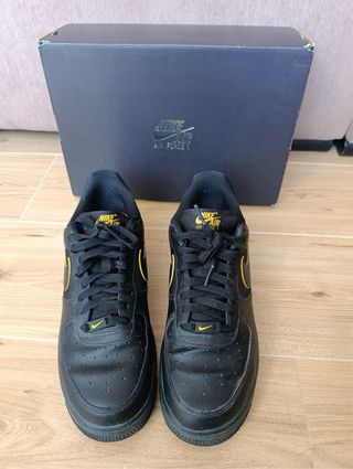 Nike Air Force 1 '07 Black University Gold