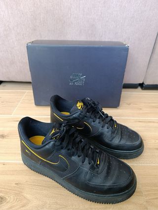 Nike Air Force 1 '07 Black University Gold